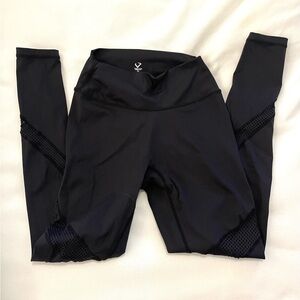 Violate the dress leggings